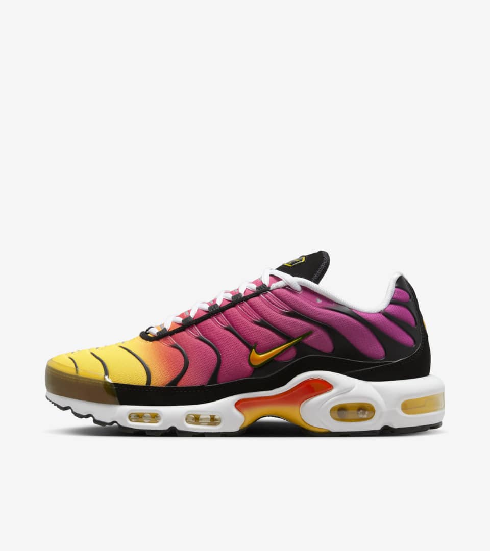 nike air max plus gold and white